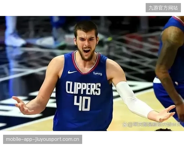 快船强力挡拆打穿对方阵型，领先NBA比赛的新武器