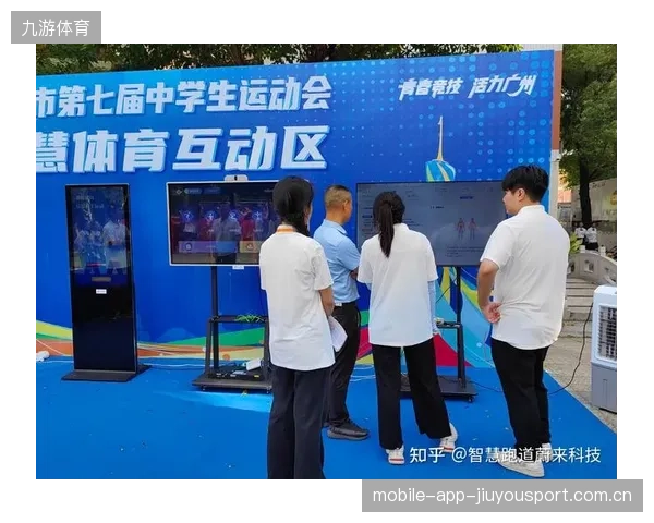 篮球与科技结合：AI数据助教练决策成趋势描述：随着科技的不断发展，人工智能（AI）在体育领域的应用日益广泛，特别是在篮球比赛中，AI数据助教练做出科学决策正成为新的趋势。本篇软文将深入探讨AI技术如何推动篮球战术革新，以及未来的发展方向。